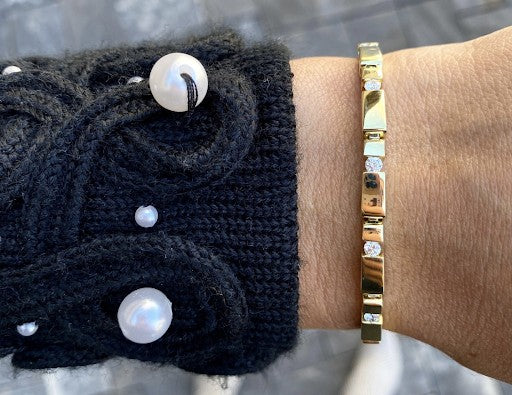 gold and diamond tennis bracelet style